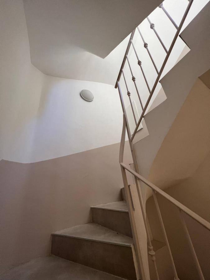 Amazing New Property In The Heart Of The Old Town Of Antibes Dış mekan fotoğraf