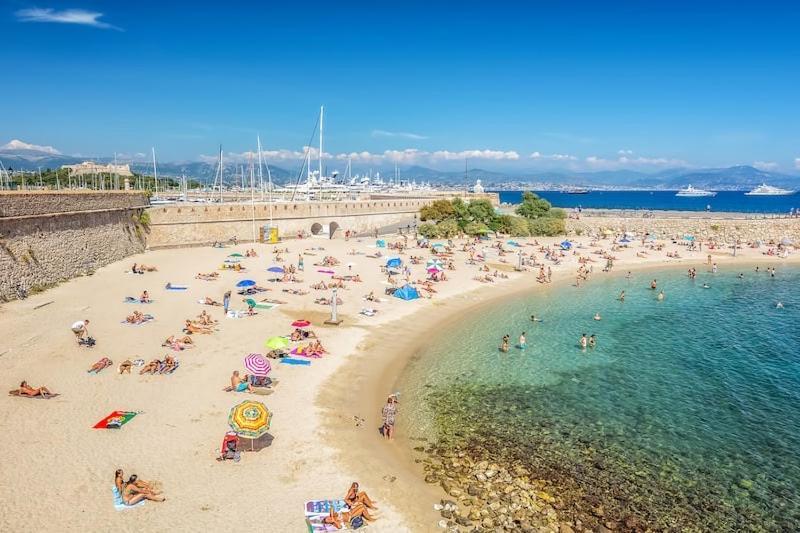 Amazing New Property In The Heart Of The Old Town Of Antibes Dış mekan fotoğraf