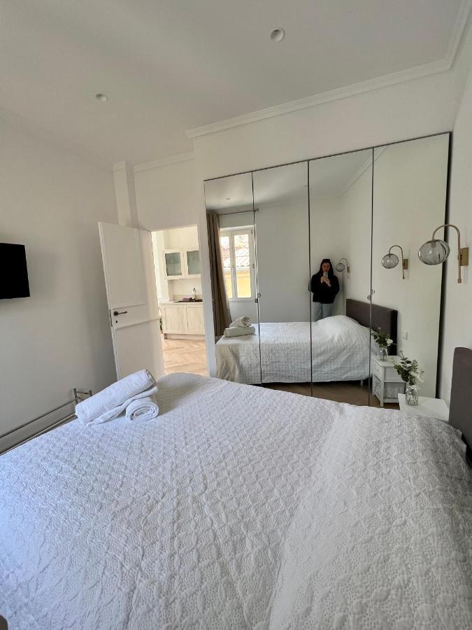 Amazing New Property In The Heart Of The Old Town Of Antibes Dış mekan fotoğraf